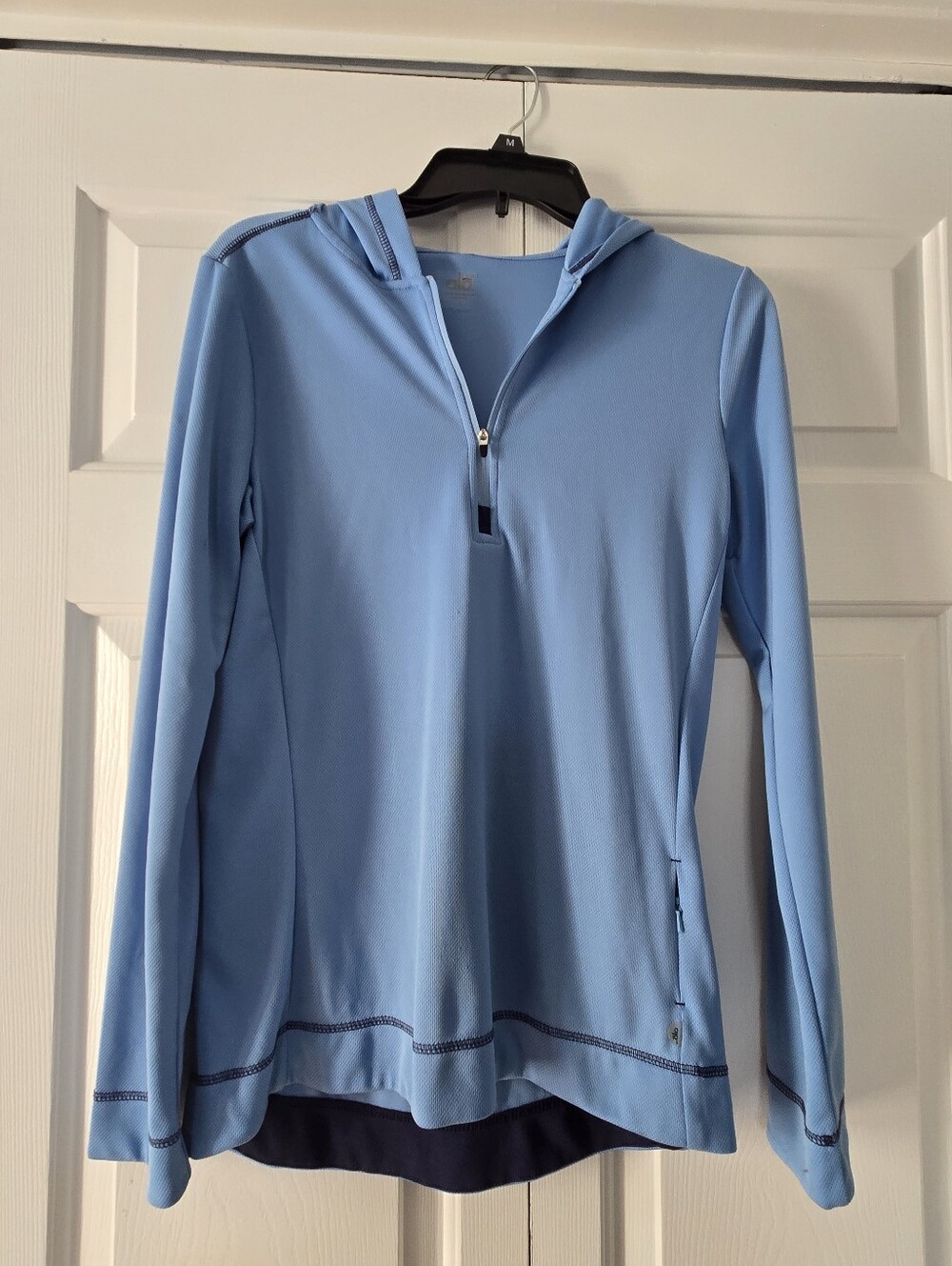 ALO Yoga Light Blue Athletic Top with Contrast Stitching
